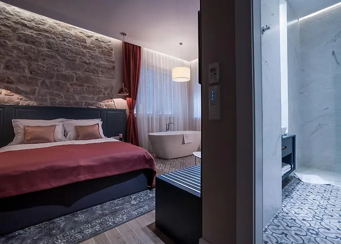 자데라 어코모데이션 자다르