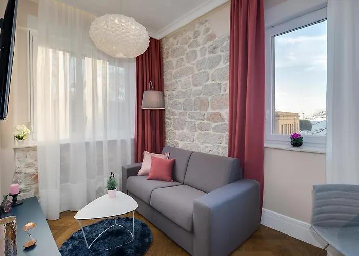 자데라 어코모데이션 B&B 4*