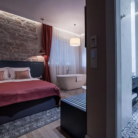 krevet i doručak Zadera 4*