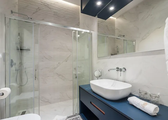 לינה וארוחת בוקר Zadera