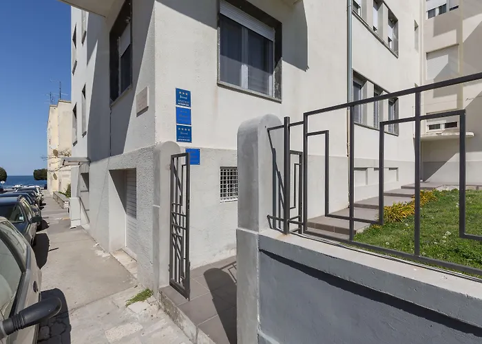 לינה וארוחת בוקר Zadera